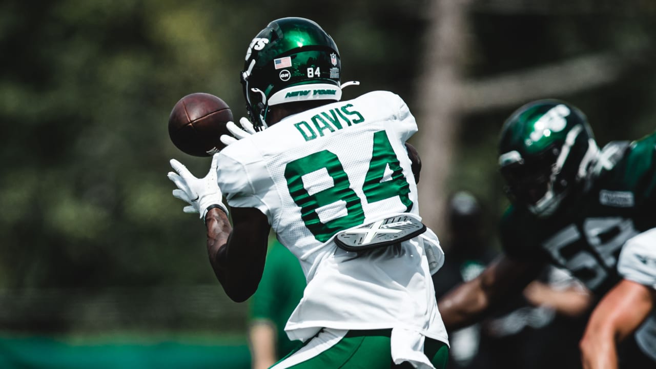 Corey Davis reveals his favorite NY Jets jersey color