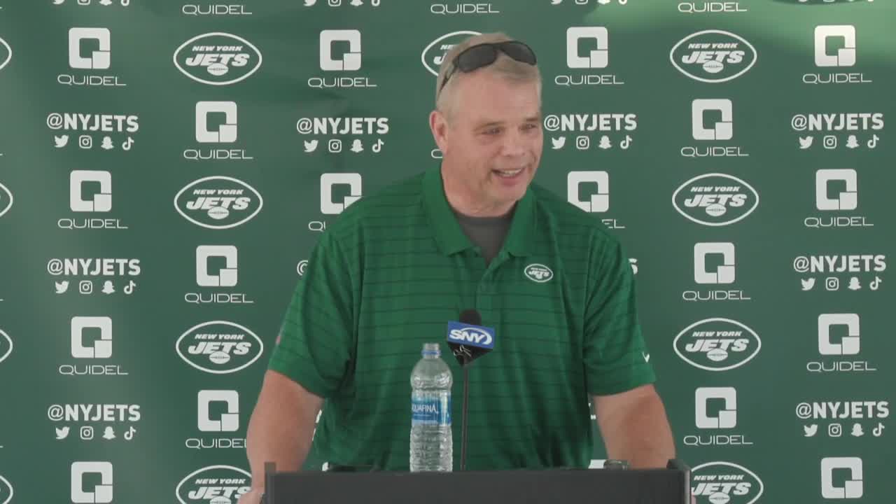 Pro Football Hall of Fame Seniors Finalist Joe Klecko Press Conference (8/18)