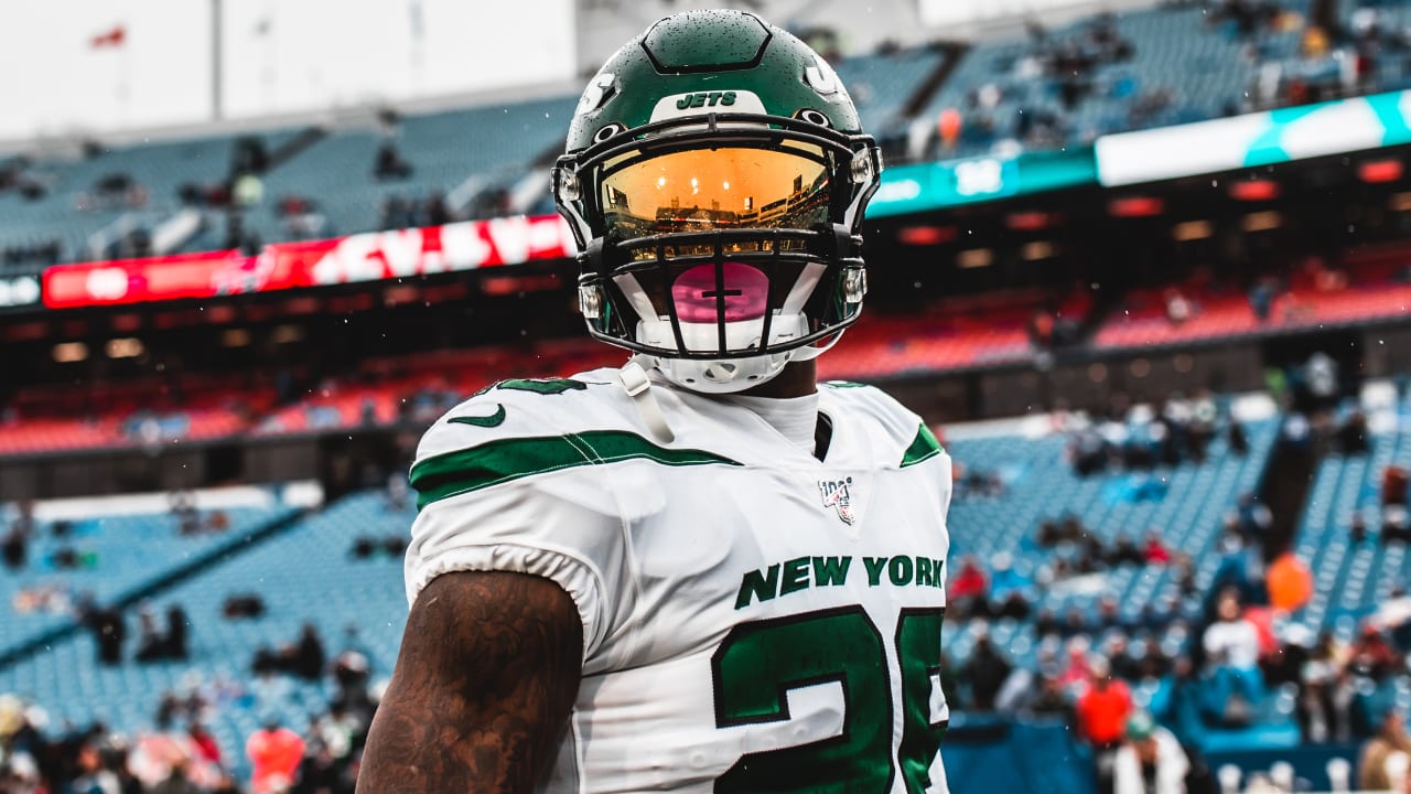 Le'Veon Bell is off to the New York Jets, report says, officially ending  his time with the Steelers 