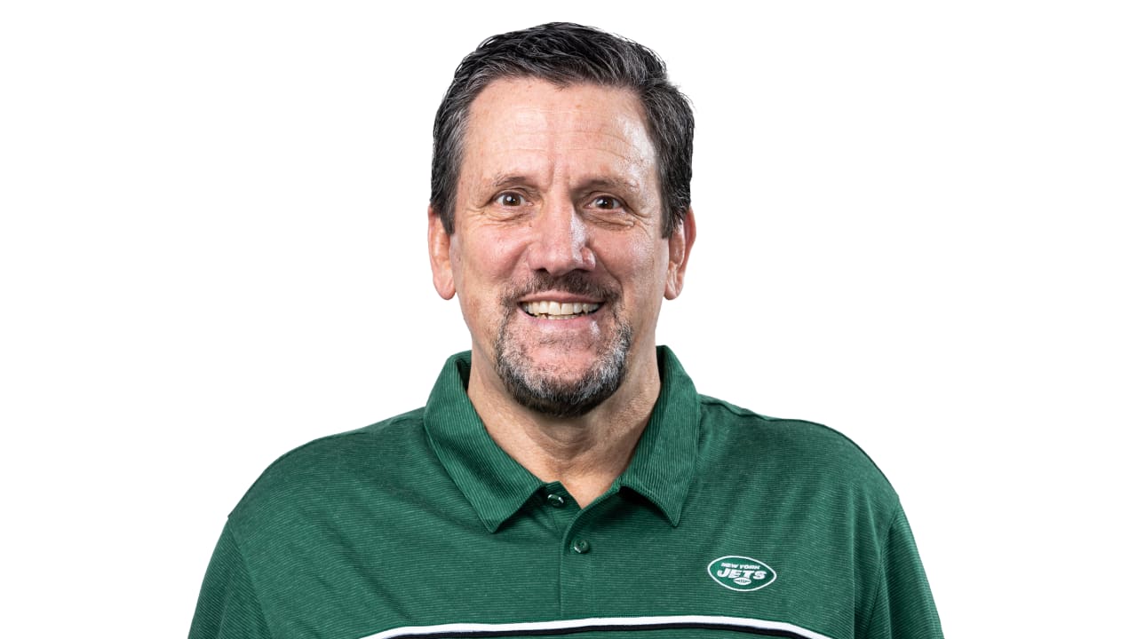 New York Jets helmets include tribute to Greg Knapp