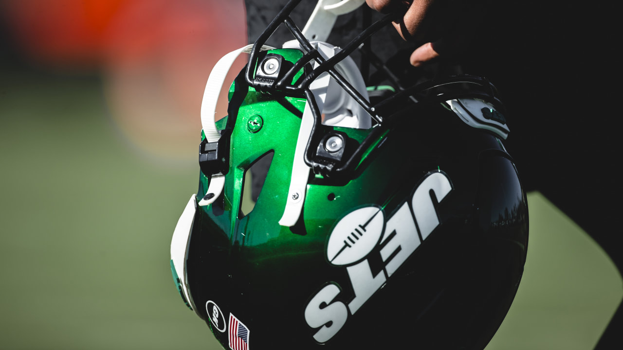 Jets Activate Alijah Vera-Tucker, Laurent Duvernay-Tarif, John Franklin-Myers and Ashtyn Davis - Vimarsana News