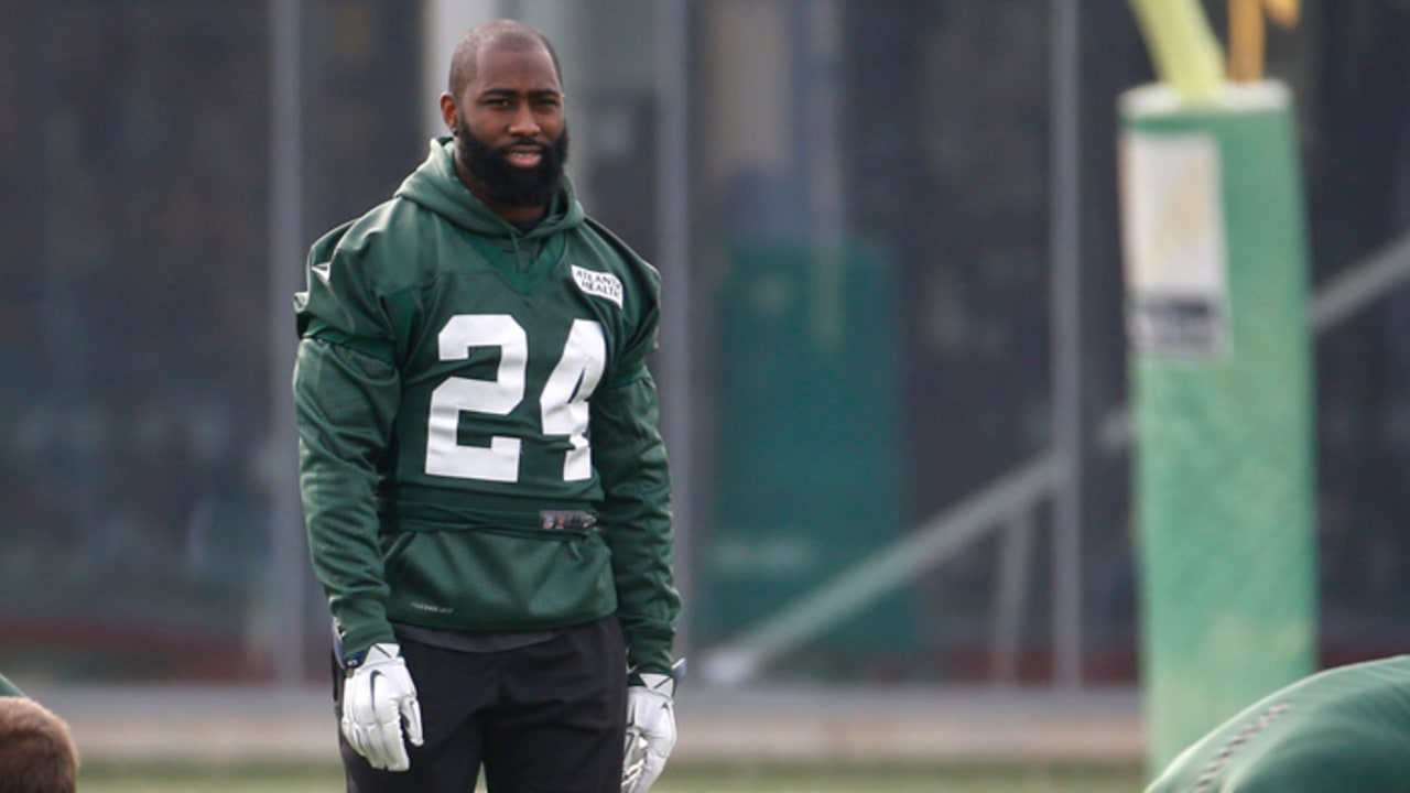 Darrelle Revis, Eric Decker sitting out again at Jets practice