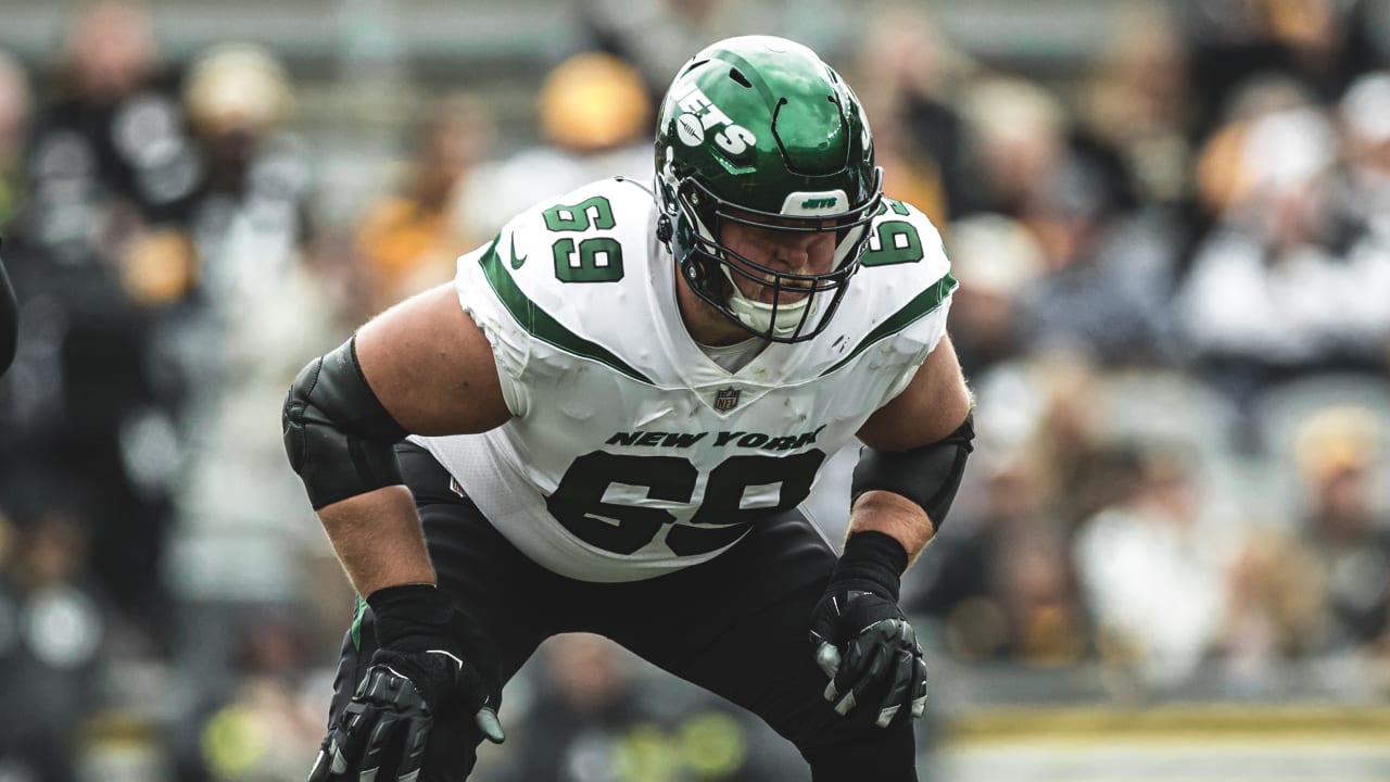 Jets elevate OL Chris Glaser, sign DL Tanzel Smart to practice squad