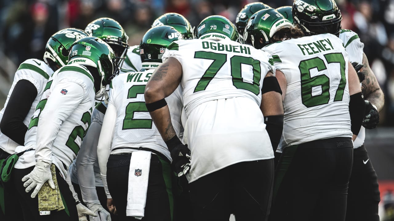 NY Jets LT Duane Brown intends to return for 2023 season