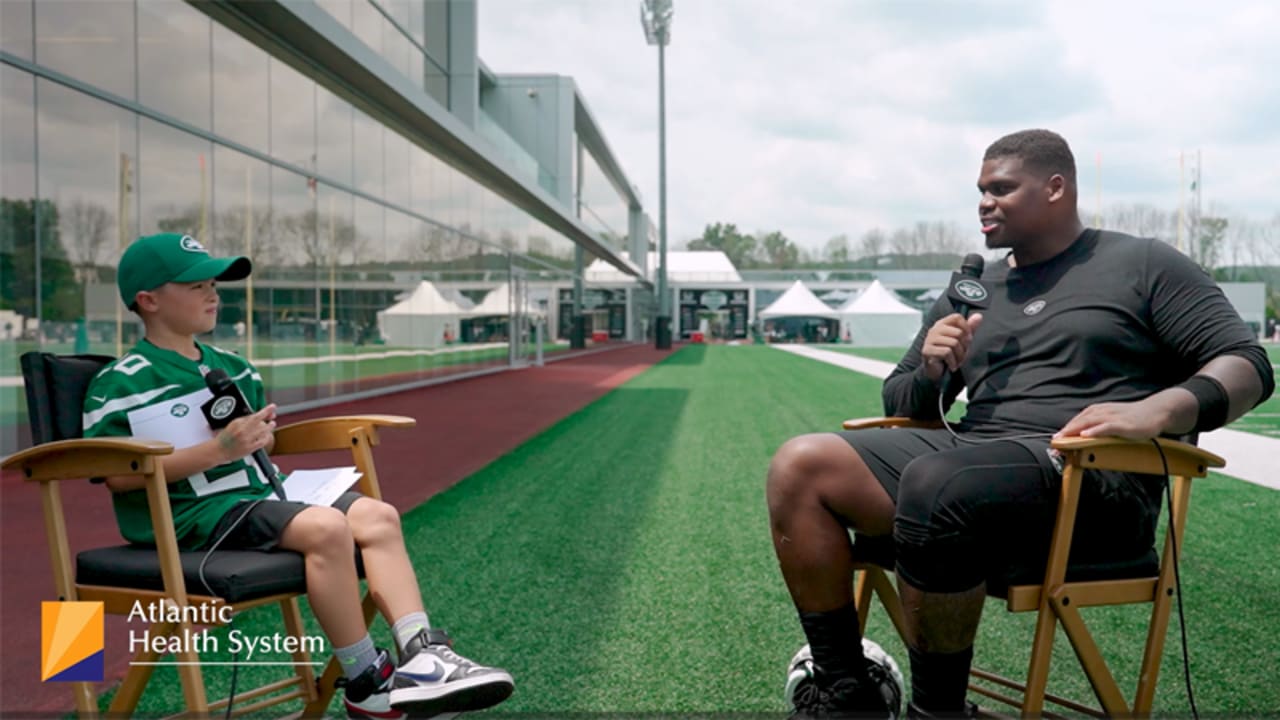 Jets Kid Reporter Interviews DL Quinnen Williams