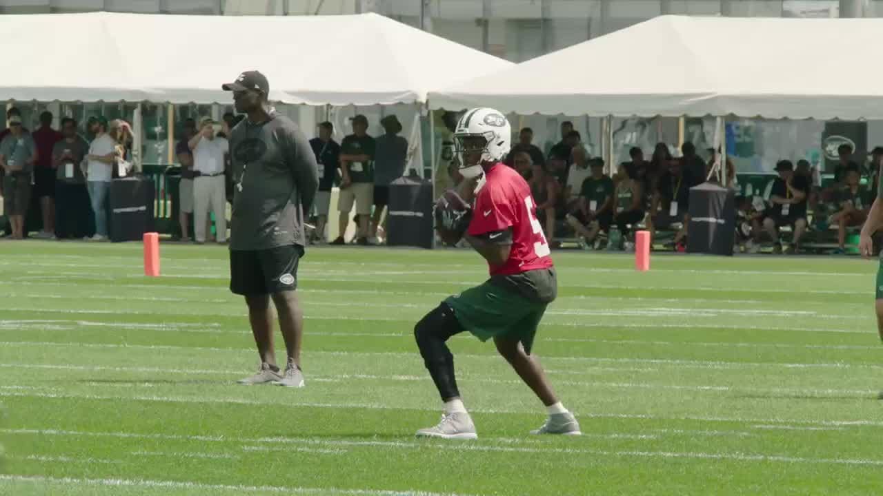 Unfettered Teddy Bridgewater impresses as Jets begin OTAs