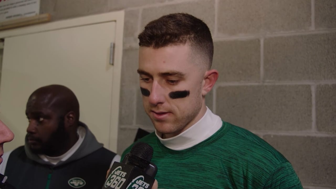 Mike White becoming legend in Jets locker room: 'F--king soldier'