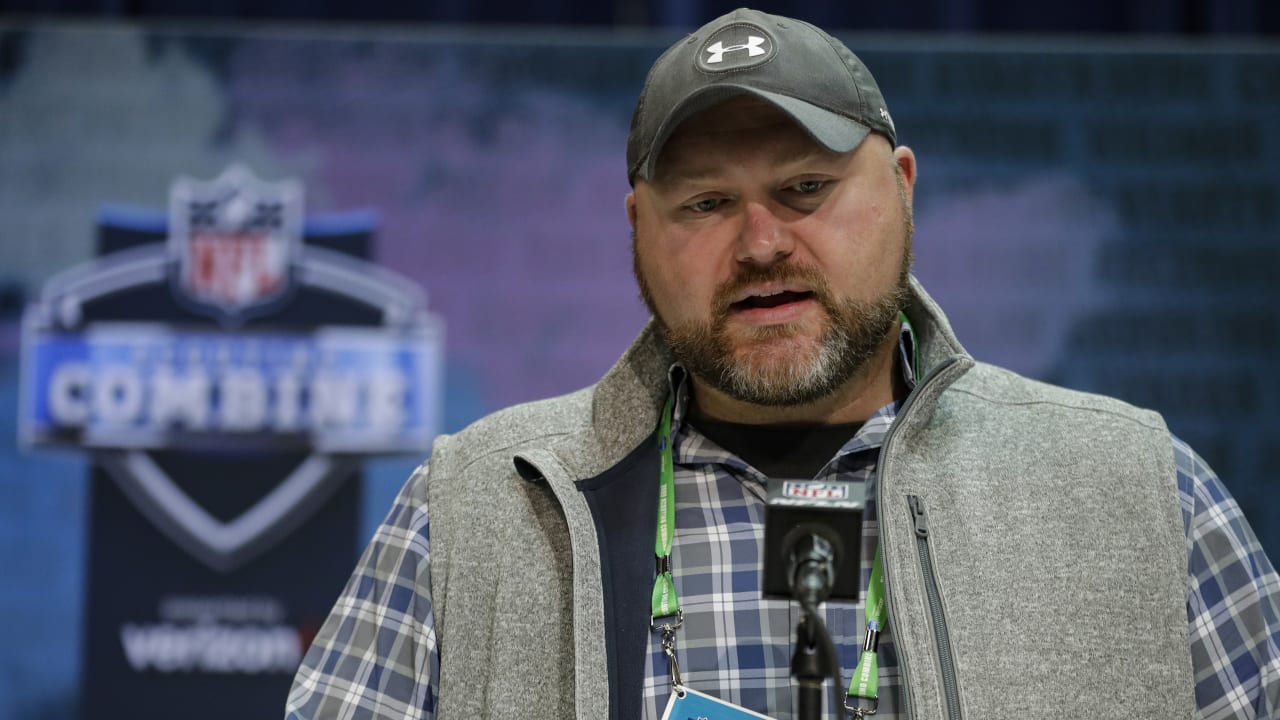 Joe Douglas jokes about Jamal Adams in season-end press conference