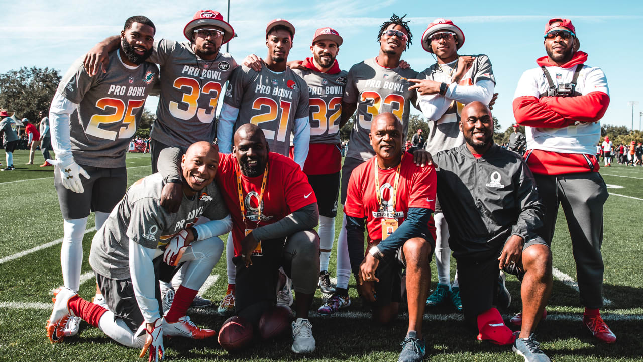 Best Photos from the Final Day of Pro Bowl Practice