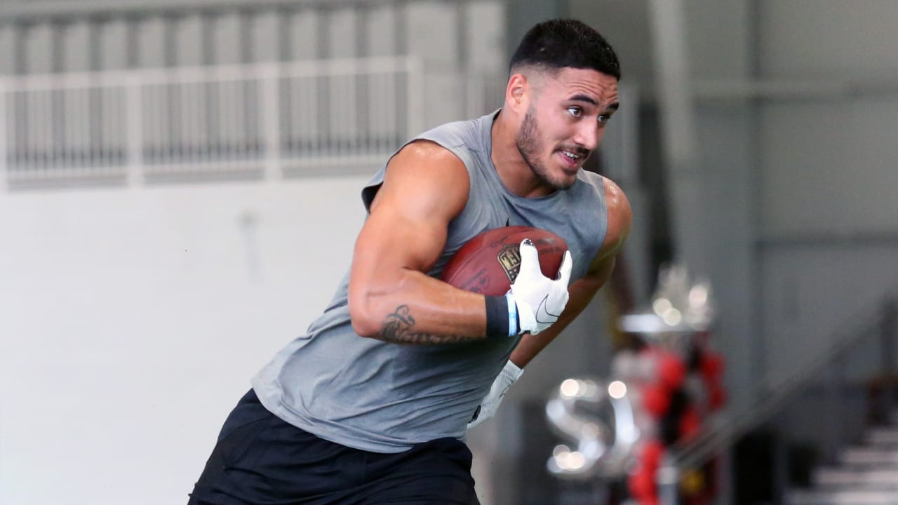 Valentine Holmes, the rugby star who just signed with the Jets