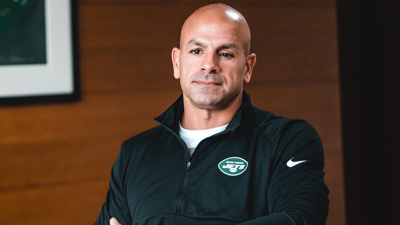 New York Jets' Head Coach Will 'Quit on the Spot' if Team Signs