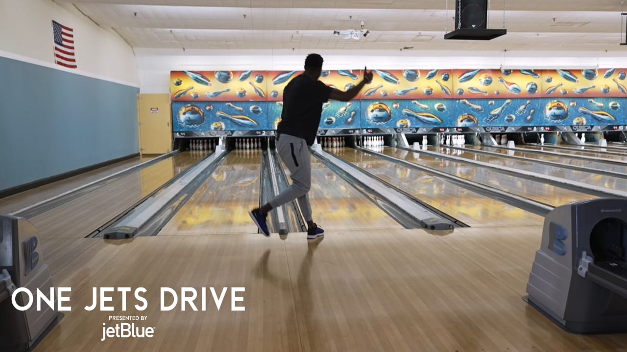 One Jets Drive Sauce Gardner & Ashtyn Davis Bowling Feature