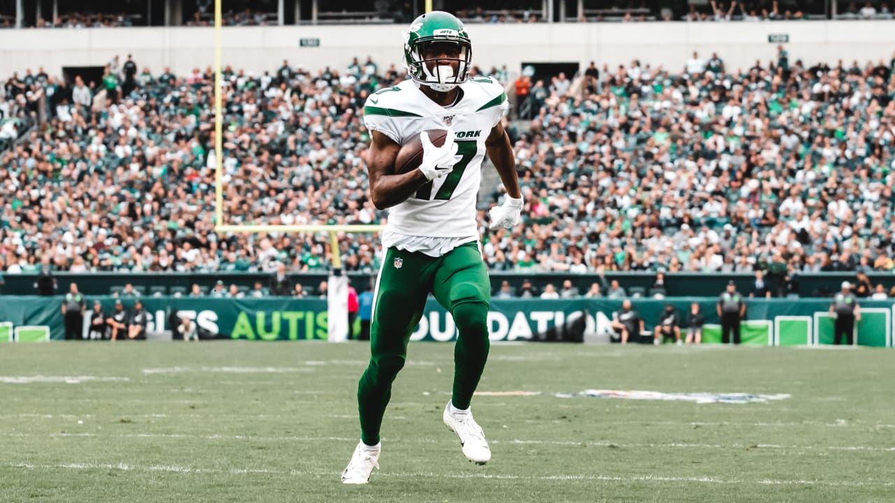 Vyncint Smith Made a Fast Impression in His Jets Debut