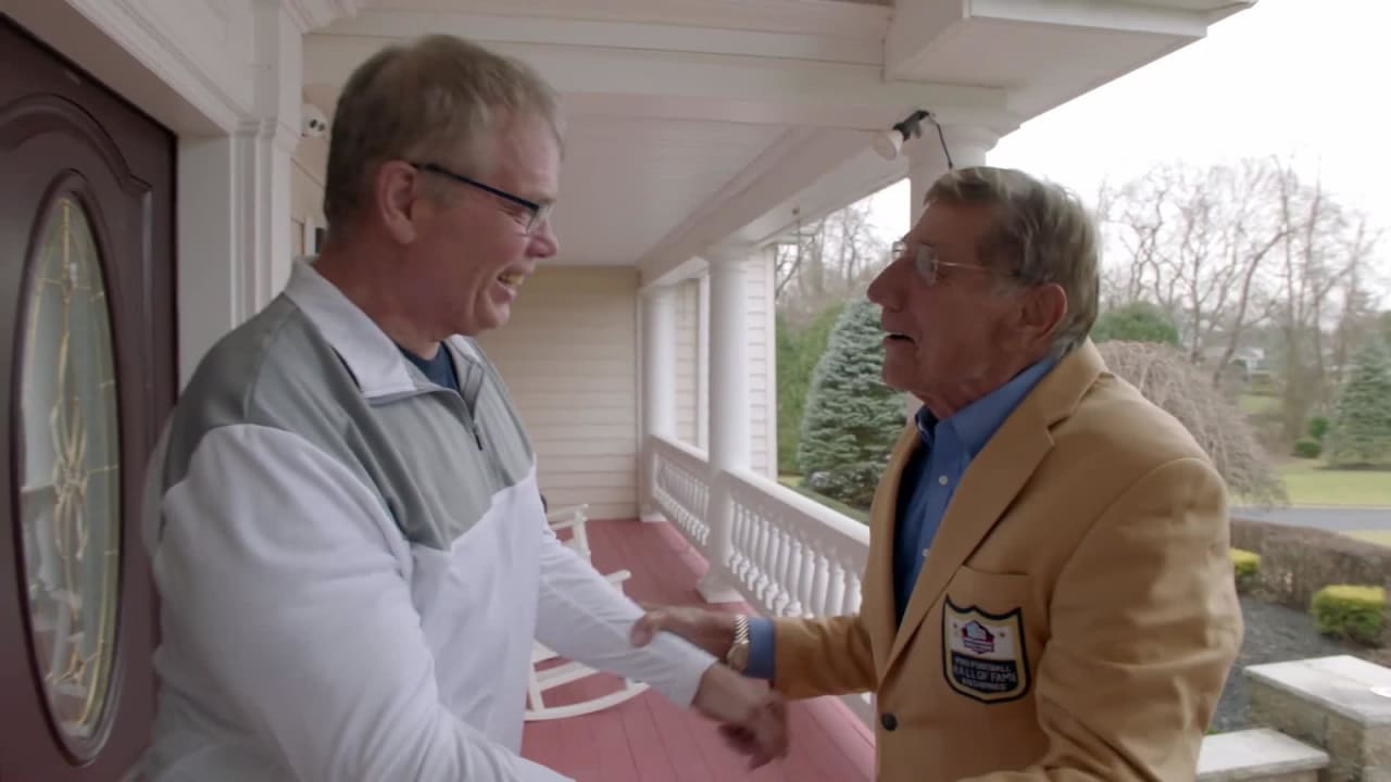 Joe Klecko Receives Hall of Fame Door Knock from Joe Namath