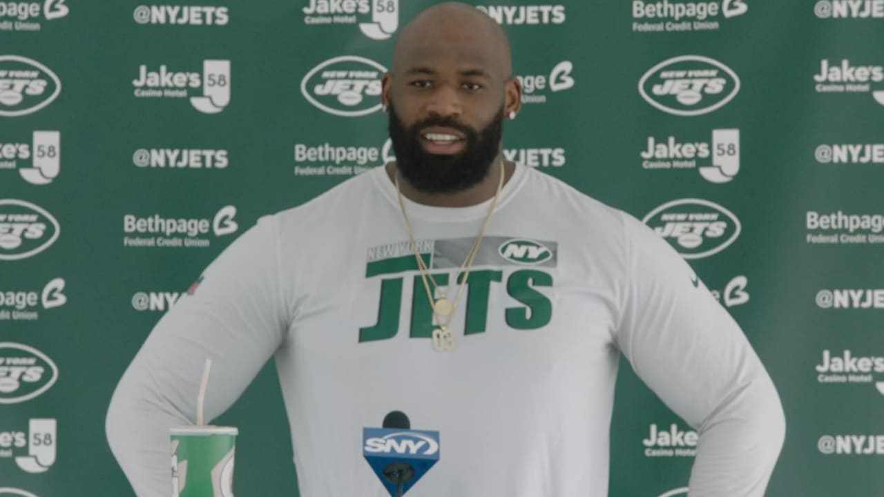 Competition at Right Tackle Energizes and Challenges George Fant