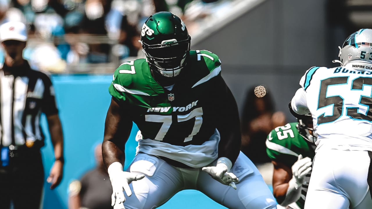 WATCH: Jets' Mekhi Becton Obliterate Blocker at Camp