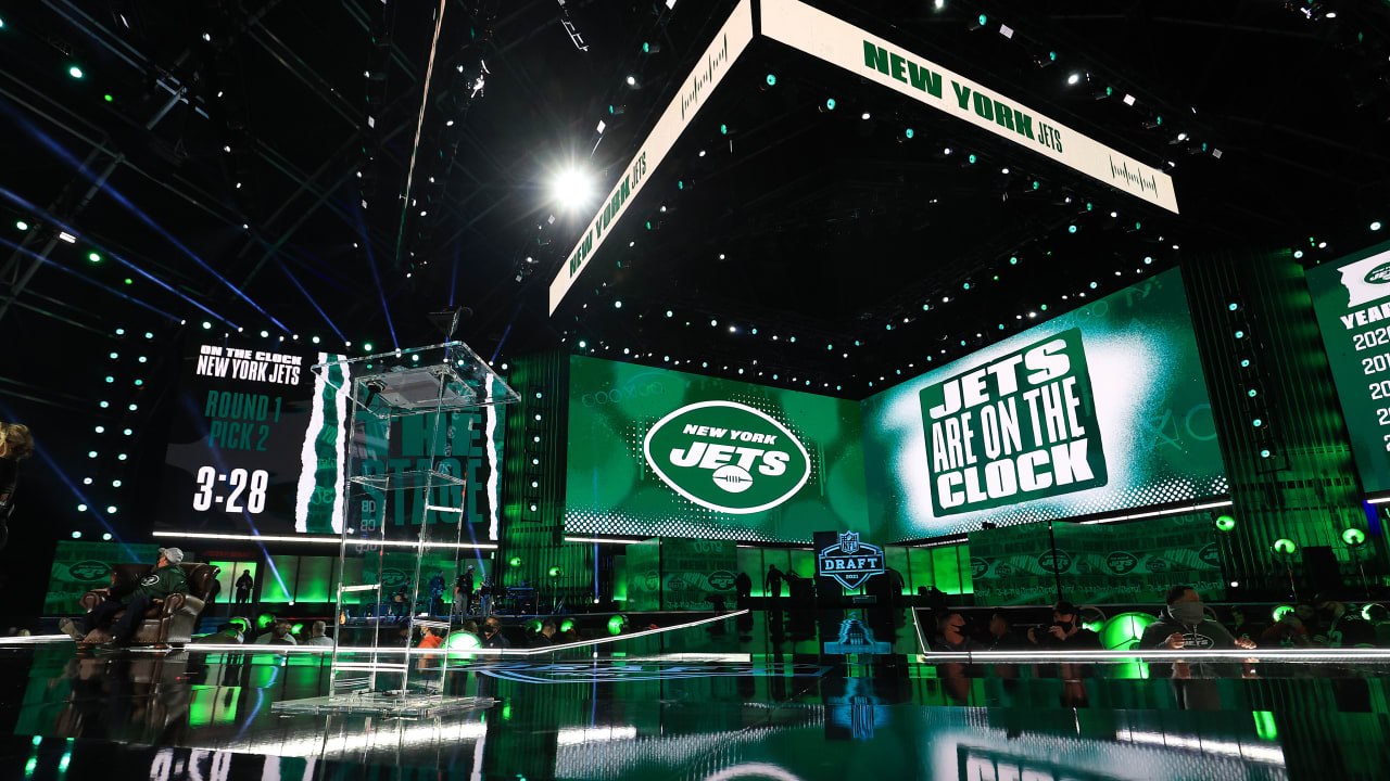 An NFL Draft History And The Final 2022 New York Jets Mock Draft - Gang  Green Nation