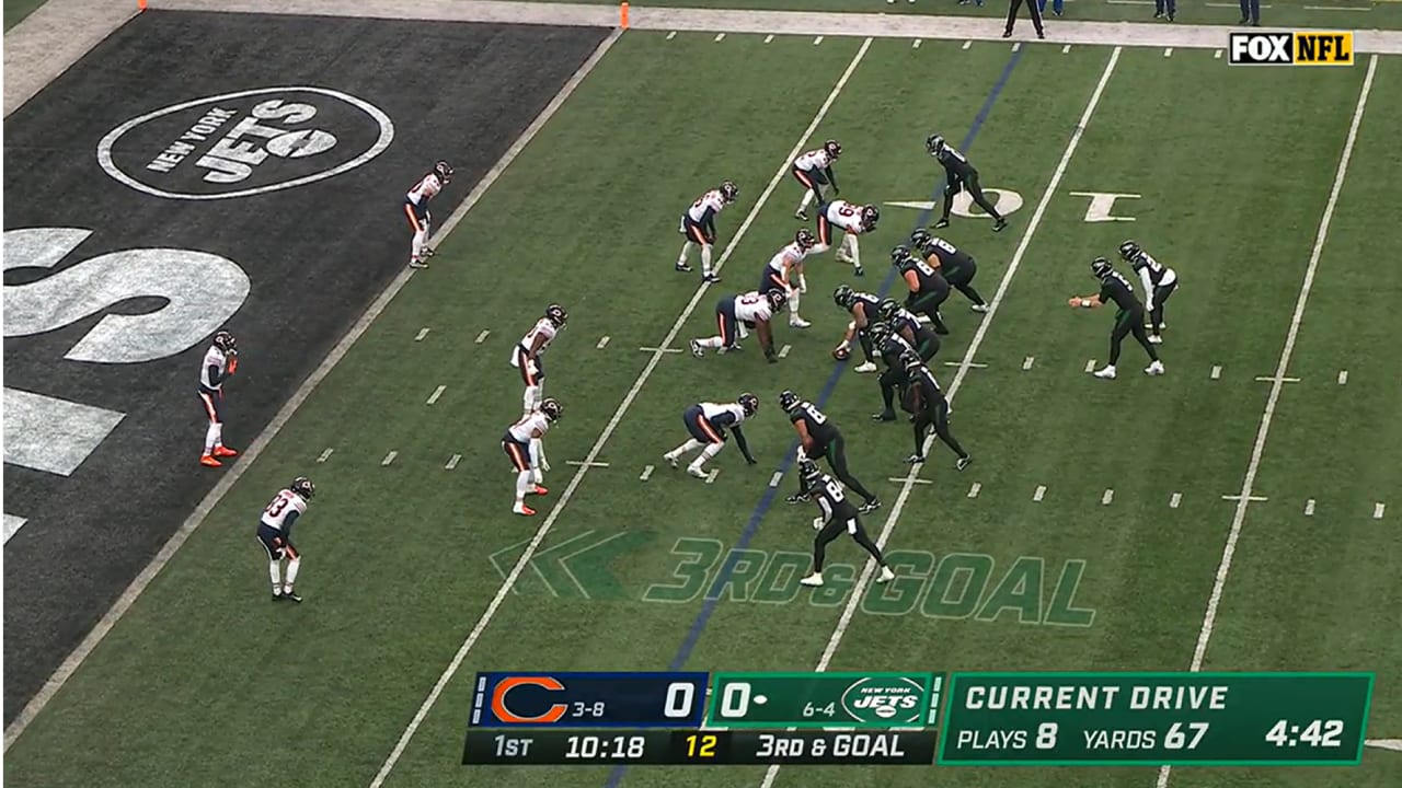 NY Jets QB Mike White finds Garrett Wilson for TD, winks at camera