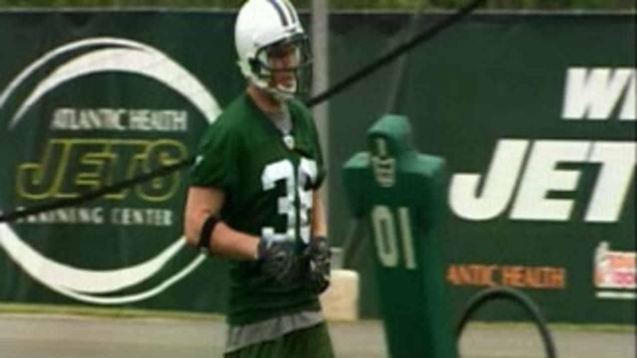 Jets' Jim Leonhard back returning punts, even though that wasn't the plan 