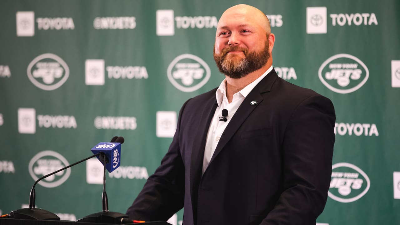 Jets ownership must entrust GM Joe Douglas with power to 
