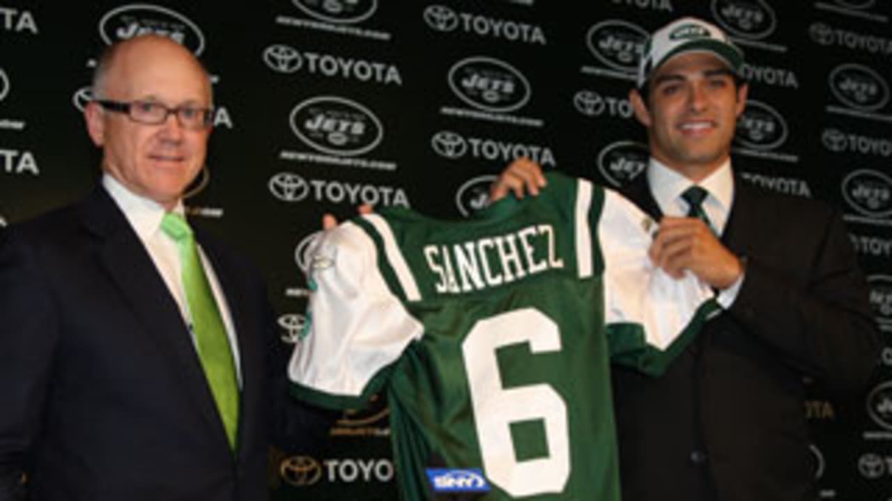 Mark Sanchez Knows Which QB the Jets Should Pick in the NFL Draft