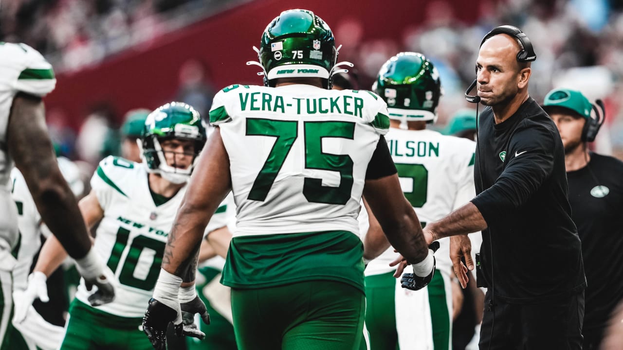 Jets LG Alijah Vera-Tucker Is PFF’s Top Graded OL in Week 5