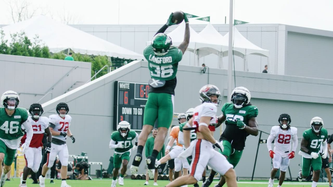 Aaron Rodgers hits Garrett Wilson for viral touchdown catch at Jets  practice as chemistry develops