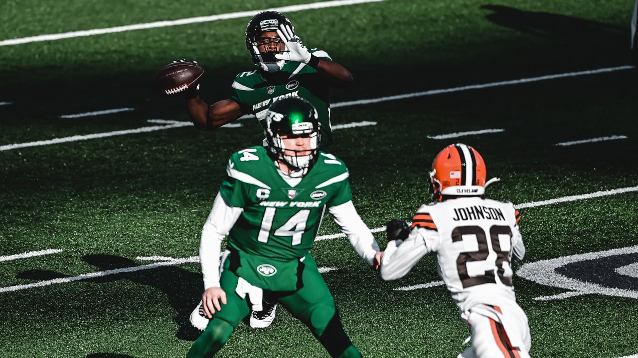 New York Jets knock off the Cleveland Browns at MetLife, 23-16