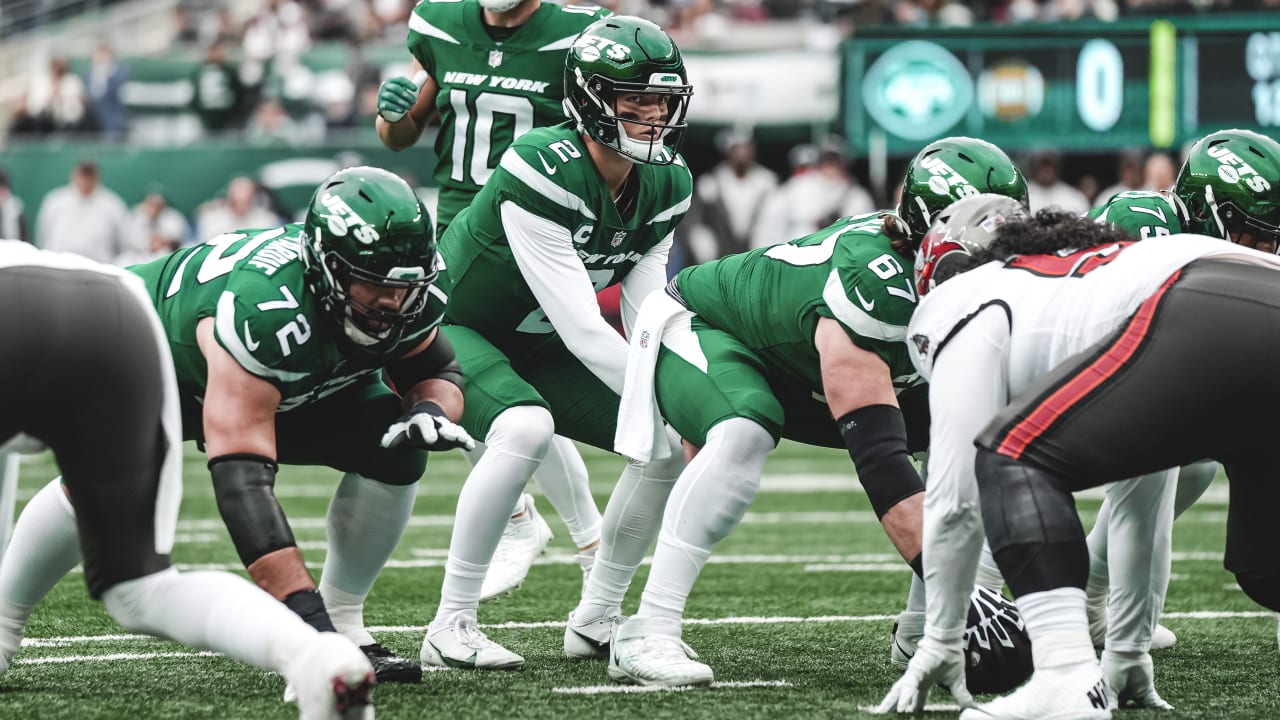 Jets' new uniforms not too bad in hindsight