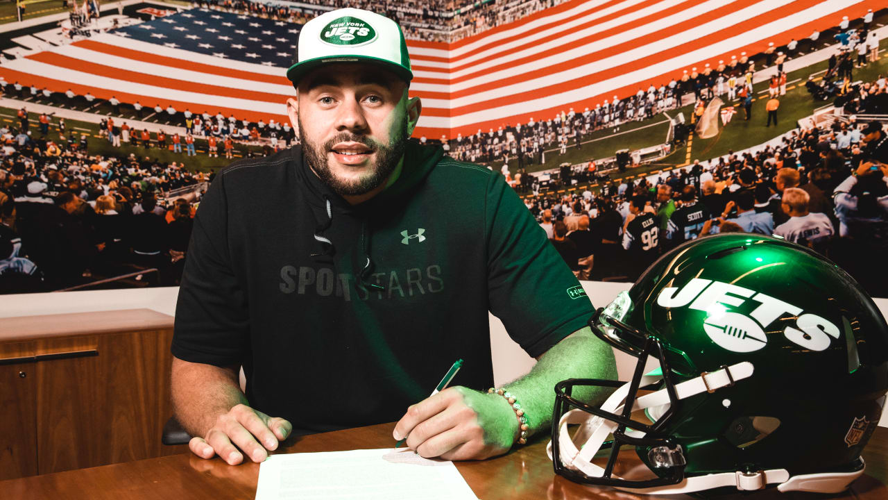 Rookie TE Trevon Wesco Signs with Jets