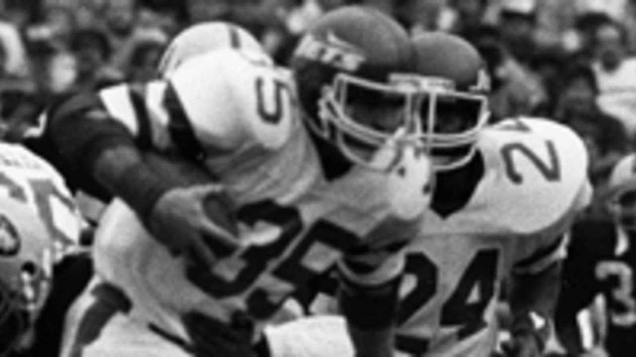 MIKE AUGUSTYNIAK -- FORMER NEW YORK JETS FULLBACK WILL JOIN INDIANA  FOOTBALL HALL OF FAME