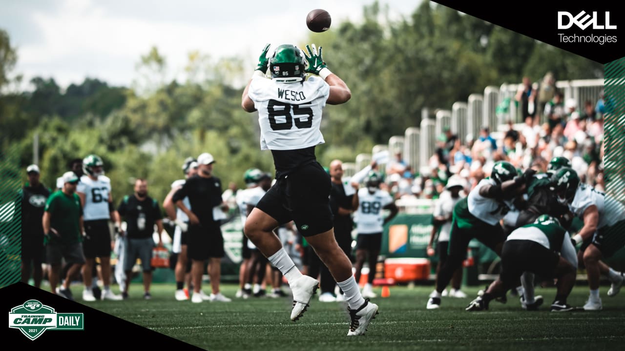 Jets Training Camp Daily (8/17)  Stories, Highlights, Interviews & More  from Thursday's Open Practice