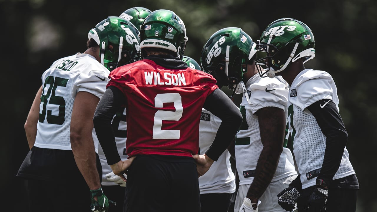 Zach Wilson, Mekhi Becton, Sauce Gardner, and more get ready for the Green  and White scrimmage