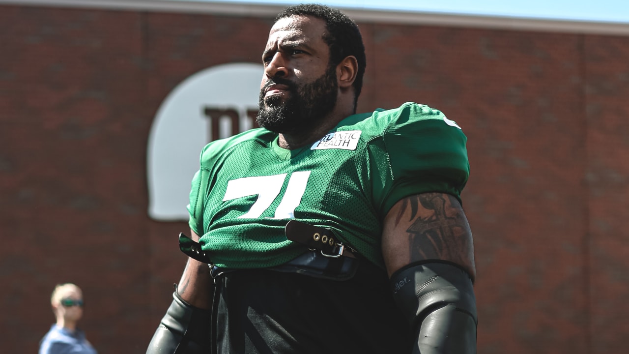 Jets LT Duane Brown: 'We'll Write Our Own Story This Year'