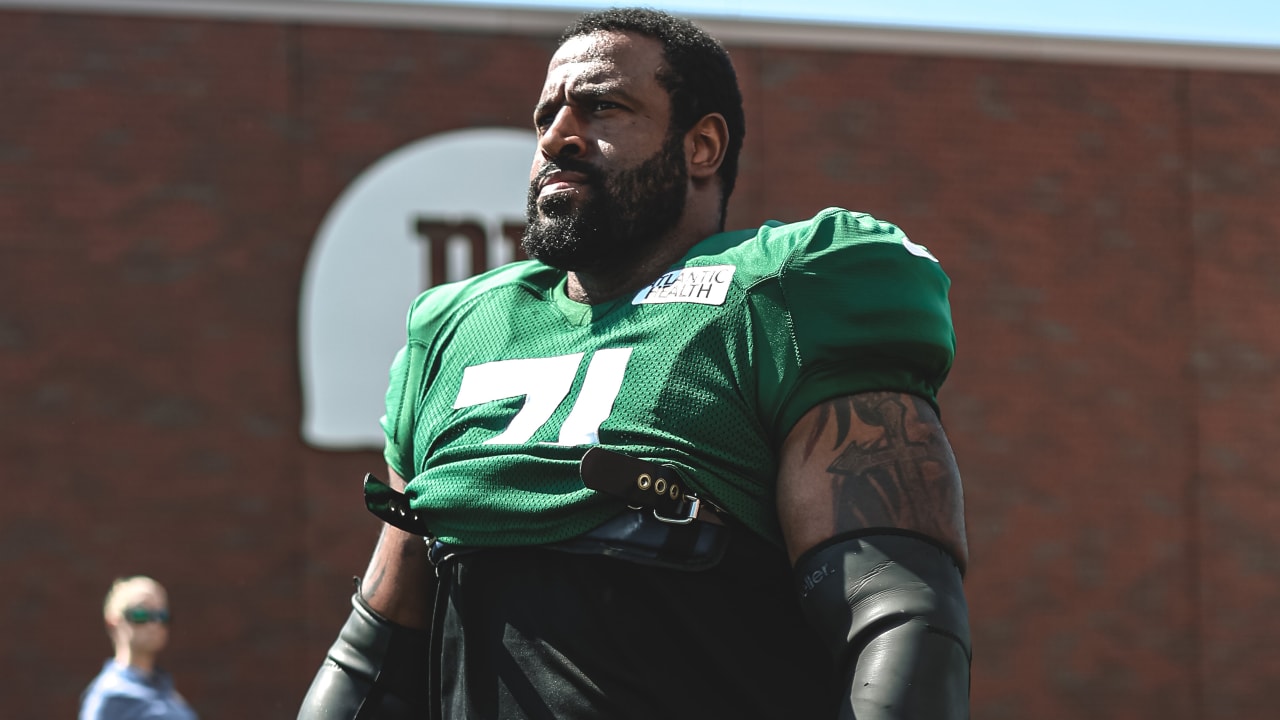 Jets' Duane Brown To Play In 2023