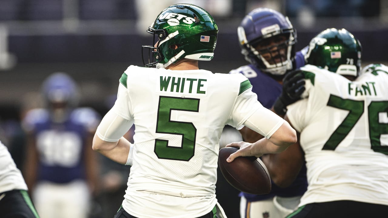 Jets players rock Mike White shirts ahead of Vikings game - ESPN