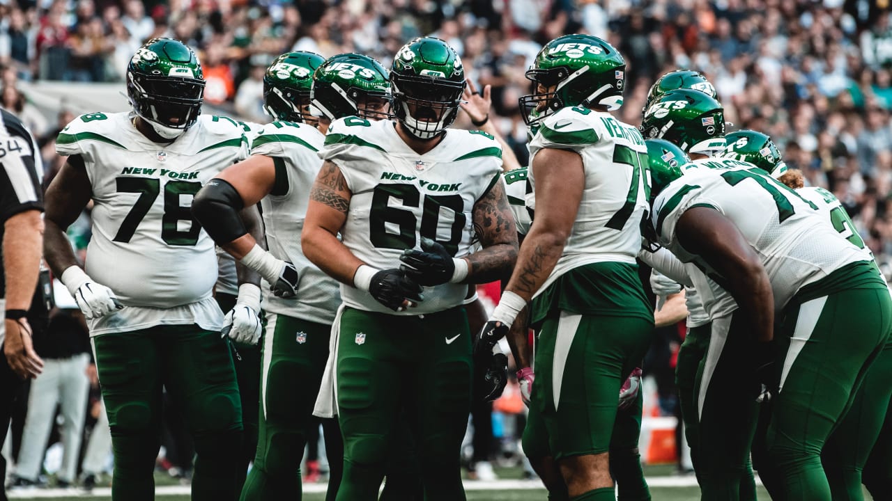 What's Going On WIth The New York Jets Offensive Line?