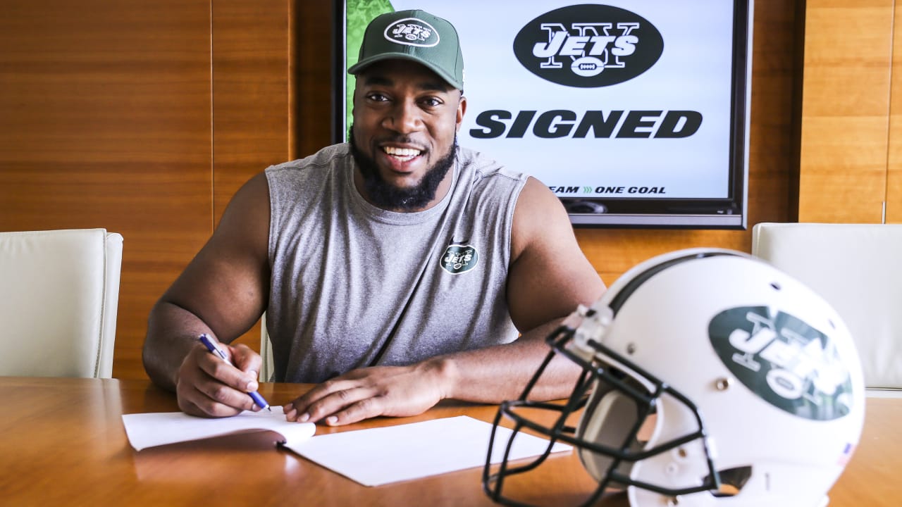 New York Jets - Nathan Shepherd made sure he got the ball