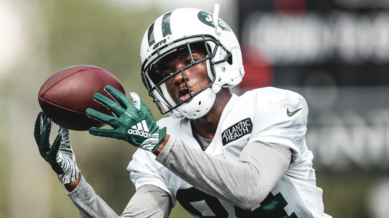 Jets release receiver Terrelle Pryor after six games