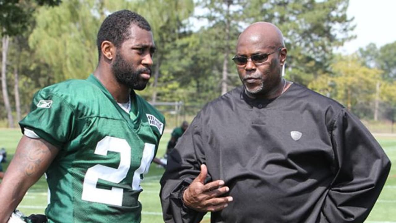 DB Coach Dennis Thurman 1-on-1