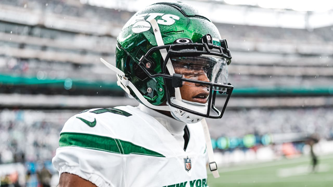 Jets WR Garrett Wilson: 'Hope to Prove to the World That We're Here to Stay'