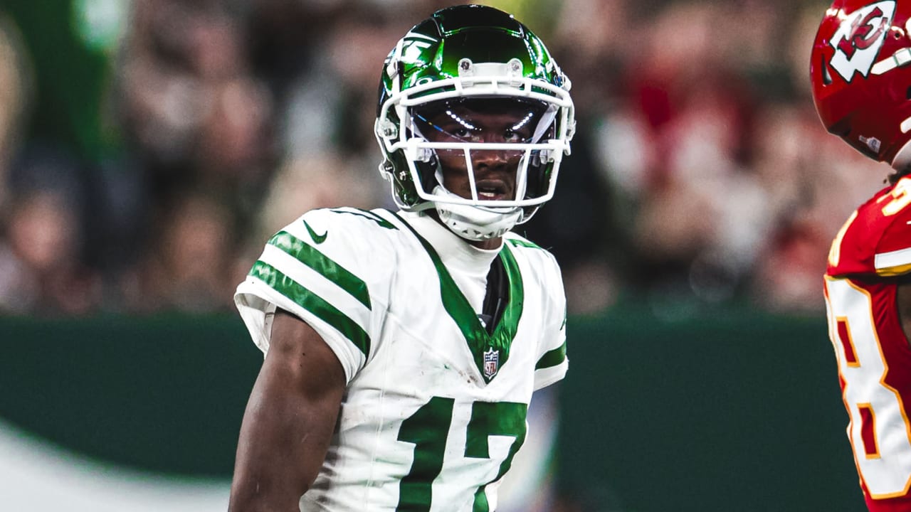 Inside the Numbers New York Jets Receiver Garrett Wilson Reaches 100