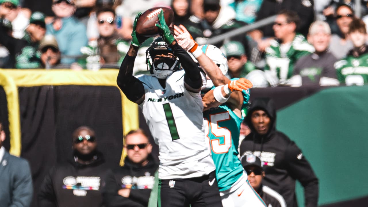 Sauce Gardner Emphatically Put His Stamp on JetsDolphins Game