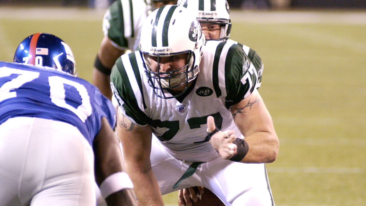 Tight End Jason Pociask of the New York Jets catches the ball