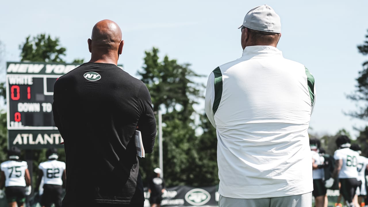 Jets rocking Mike White t-shirts ahead of Vikings game