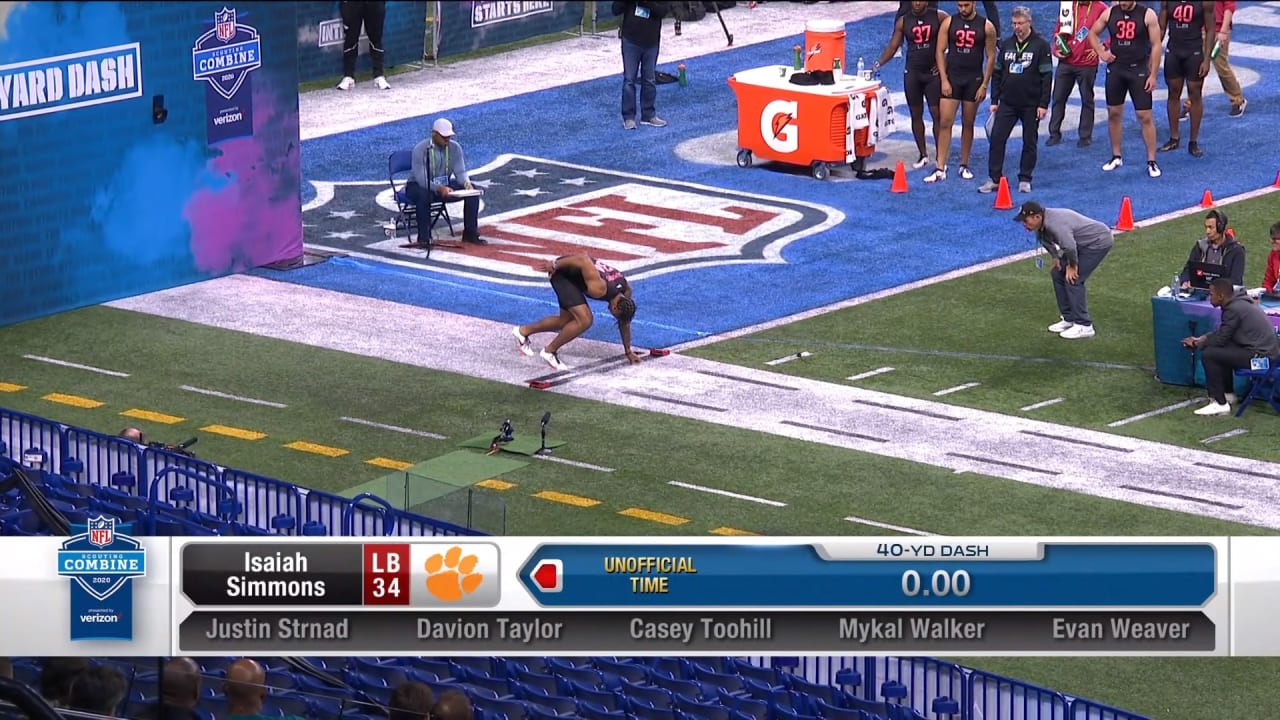 Clemson LB Isaiah Simmons Runs Official 4.39 Second 40Yard Dash at the