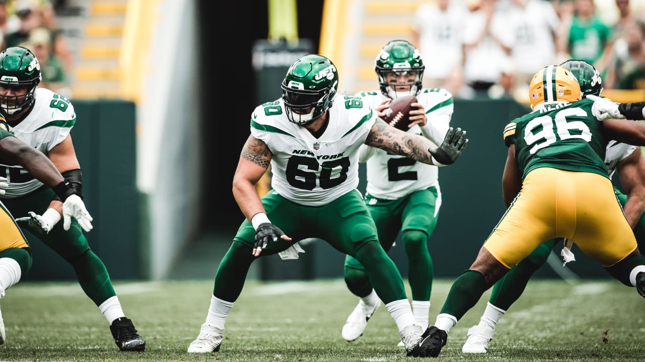 Jets fill need, re-sign starting center Connor McGovern - ESPN