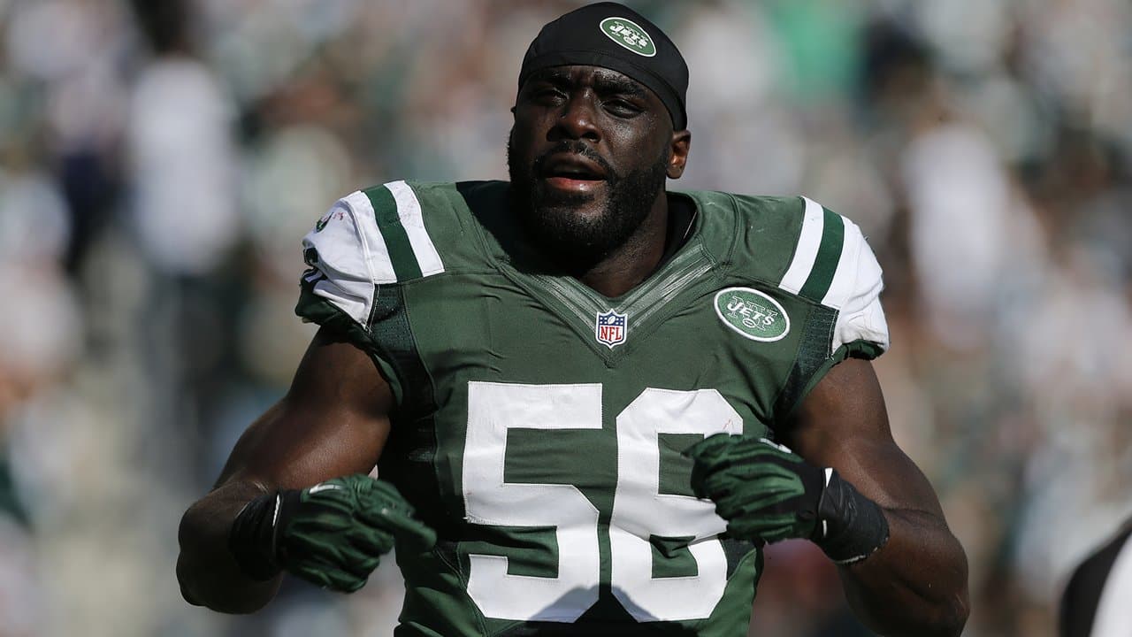 Demario Davis impresses Jets enough to earn lofty comparisons 