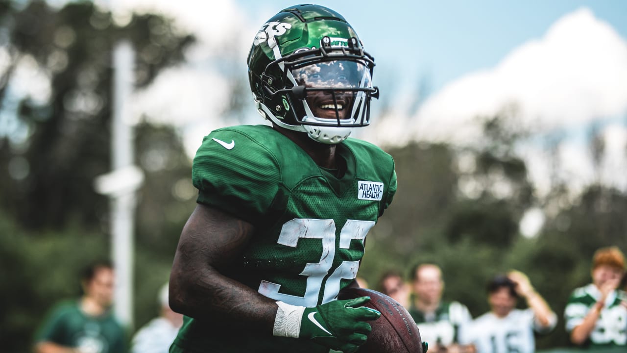 A Look at Jets Draft Pick Michael Carter RB - Gang Green Nation