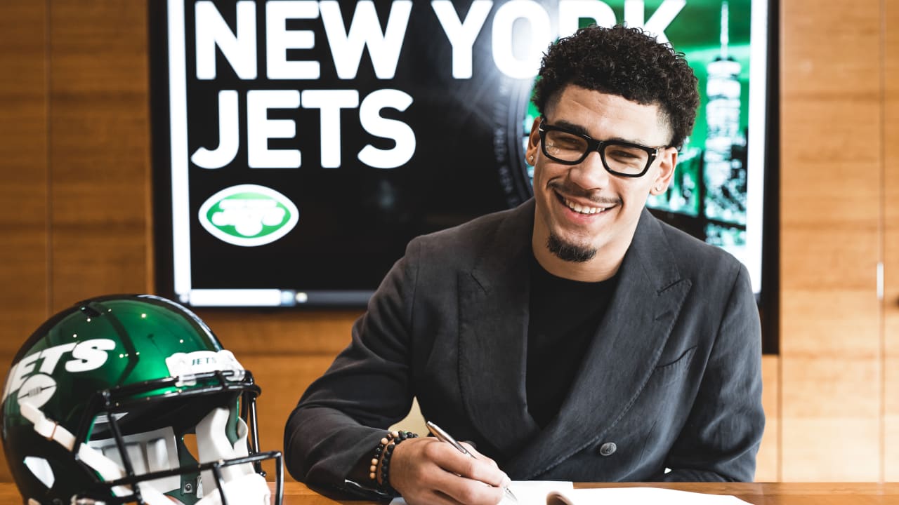 Wide receiver Allen Lazard signs 4-year deal with Jets